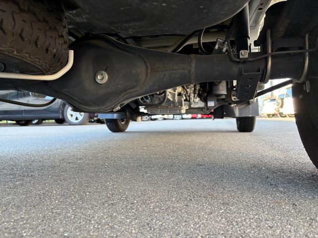 NT100クリッパートラック DX セーフティパッケージ エアコン パワステ エアバック ブレーキサポート ABS 荷台ゴムマット スペアタイヤ 保証書 取説 記録簿(20枚目)