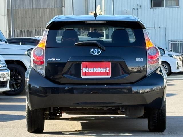 アクア S 純正ナビ TV スマートキーX2 黒革調シートカバー 外エンジンスターター 外LEDヘッドライト 外16AW ETC ドラレコ 電動フェンダーポール LEDルームランプ DVD再生 BTオーディオ対応(6枚目)