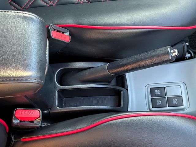 アクア S 純正ナビ TV スマートキーX2 黒革調シートカバー 外エンジンスターター 外LEDヘッドライト 外16AW ETC ドラレコ 電動フェンダーポール LEDルームランプ DVD再生 BTオーディオ対応(22枚目)