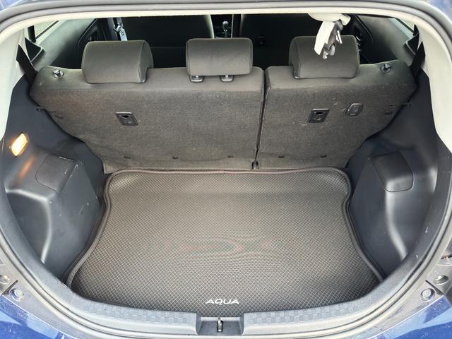 アクア Sスタイルブラック スマートキーX2 セーフティセンス ポータブルナビ TV 純正15AW LEDヘッドライト フォグ ETC AHB 純正オーディオ 保証書 取説 スペアキー(22枚目)