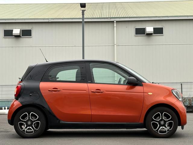 スマートフォーフォー パッション　社外ナビ　ＴＶ　ＢＴ対応　バックカメラ　ブレーキサポート　コーナーセンサー　アイドリングストップ　シートヒーター　コーナーセンサー　クルコン　ＥＴＣ　キーレス　保証書　取説　記録簿（3枚目）