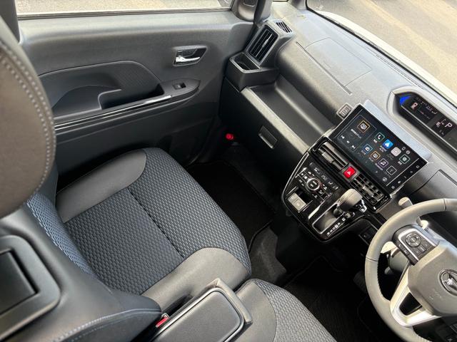 タント カスタムRS 法人1オーナー 9インチディスプレイオーディオ フルセグ Bカメラ 両側パワースライドドア 前席シートヒーター ハーフレザーシート 純正フロアマット LEDヘッドライト フォグ エコアイドル(9枚目)