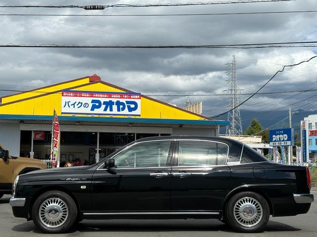 オリジン ベースグレード　１０００台限定車　純正ナビ　地デジチューナー　ベージュ革シート　パワーシート　シートヒーター　クルコン　ドラレコ　ＥＴＣ　キーレス　保証書　取説　記録簿（4枚目）