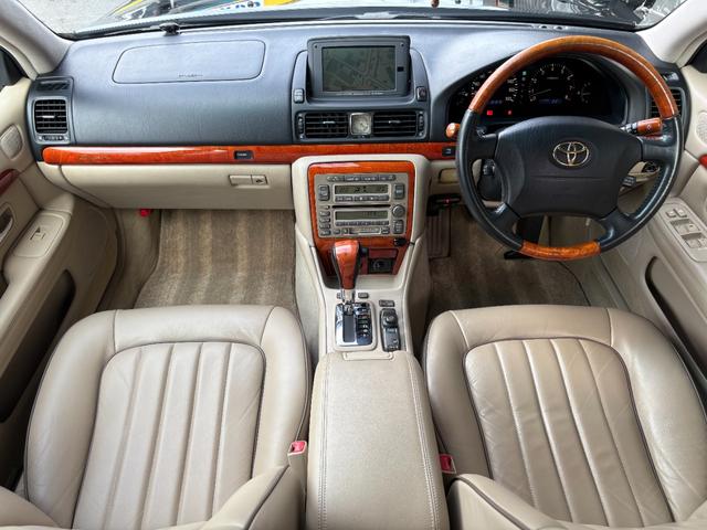 オリジン ベースグレード　１０００台限定車　純正ナビ　地デジチューナー　ベージュ革シート　パワーシート　シートヒーター　クルコン　ドラレコ　ＥＴＣ　キーレス　保証書　取説　記録簿（7枚目）