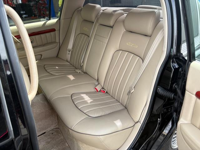 オリジン ベースグレード　１０００台限定車　純正ナビ　地デジチューナー　ベージュ革シート　パワーシート　シートヒーター　クルコン　ドラレコ　ＥＴＣ　キーレス　保証書　取説　記録簿（10枚目）