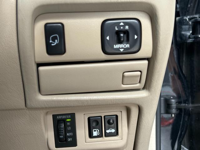 オリジン ベースグレード　１０００台限定車　純正ナビ　地デジチューナー　ベージュ革シート　パワーシート　シートヒーター　クルコン　ドラレコ　ＥＴＣ　キーレス　保証書　取説　記録簿（21枚目）