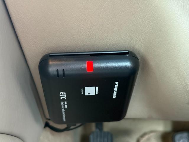 オリジン ベースグレード　１０００台限定車　純正ナビ　地デジチューナー　ベージュ革シート　パワーシート　シートヒーター　クルコン　ドラレコ　ＥＴＣ　キーレス　保証書　取説　記録簿（22枚目）