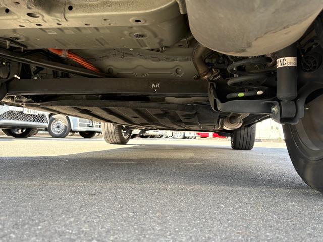 ヴェゼル ｅ：ＨＥＶ　Ｚ　ワンオーナー　メーカーナビ　フルセグ　ＢＴ対応　バックカメラ　ブレーキサポート　パワーバックドア　シートヒーター　ドラレコ　ＬＥＤヘッド　フォグ　ハーフレザー　ＥＴＣ２．０　スマートキー　保証書（33枚目）