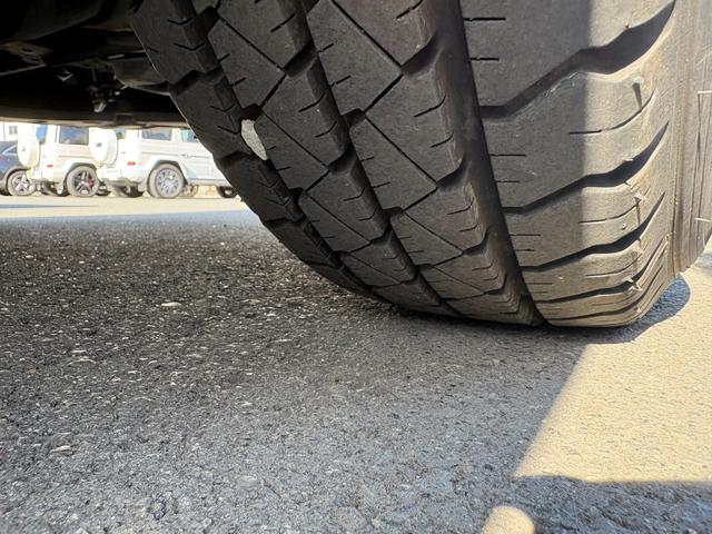 レジアスエースバン ロングＤＸ　ウェルキャブ車車いす仕様車Ｃタイプ　福祉車両リフト　キーレス　純正ナビ　フルセグ　バックカメラ　トヨタセーフティセンス　オートステップ　パワスラ　ＥＴＣ　キーレス（27枚目）