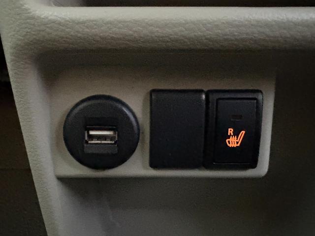 アルトラパン Ｓ　純正ナビ　フルセグ　ＢＴ対応　ＤＶＤ再生　パノラマカメラ　スズキセーフティ　シートヒーター　ＨＩＤヘッド　社外１４インチＡＷ　ＥＴＣ　スマートキーＸ２　保証書　取説　記録簿（21枚目）