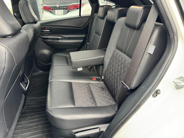 ハリアーハイブリッド プレミアム　外ナビ　フルセグ　パノラマサンルーフ　ハーフレザーシート　プッシュスタート　ＬＥＤヘッドライト　フォグ　アダクティブクルーズコントロール　パワーバックドア　ＡＨＢ　保証書　取説（22枚目）