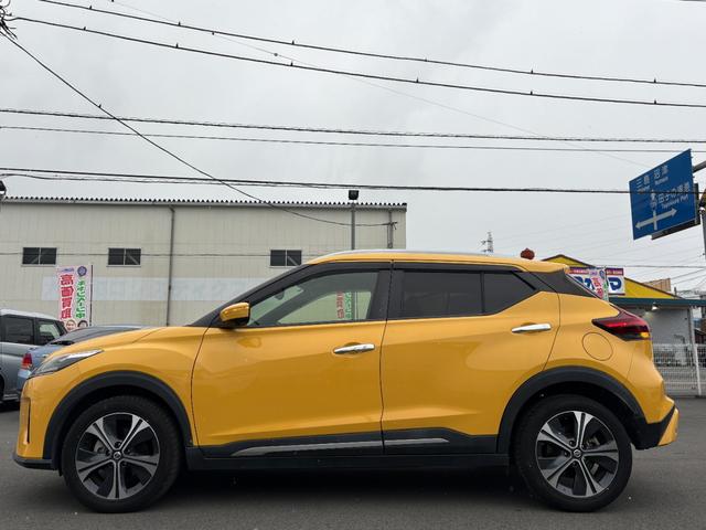 キックス Ｘ　ワンオーナー　純正ナビ　フルセグ　Ｂｌｕｅｔｏｏｔｈ対応　パノラマカメラ　プロパイロット　デジタルインナーミラー　ＬＥＤヘッド　フォグ　ハーフレザーシート　ＥＴＣ２．０　スマートキー　保証書　取説（4枚目）