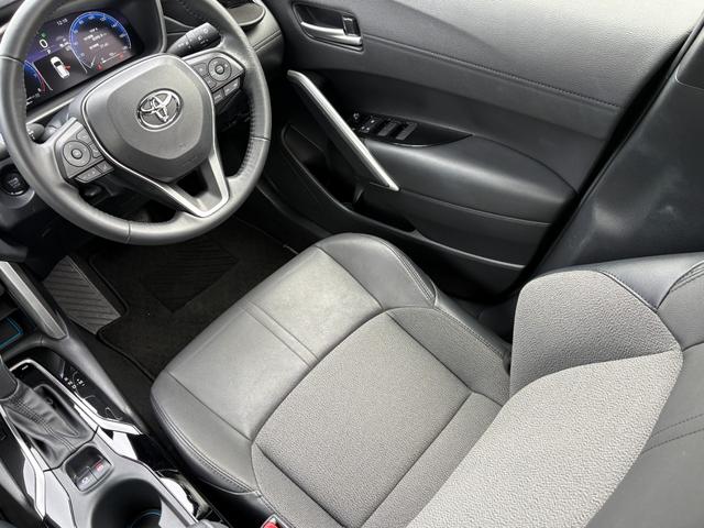 カローラクロス Ｚ　純正ディスプレイオーディオ　フルセグ　ＢＴ対応　バックカメラ　トヨタセーフティセンス　シートヒーター　モデリスタリップ　クルコン　パワーバックドア　クルコン　ＬＥＤ　フォグ　ＥＴＣ　スマートキー　取説（10枚目）