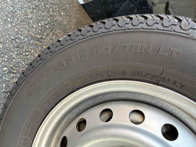 スーパーキャリイ Ｘ　軽トラック　ＡＴ　衝突被害軽減システム　レーンアシスト　ナビ　バックカメラ　アイドリングストップ　オートライト　ＥＳＣ　エアコン　パワーステアリング　パワーウィンドウ　運転席エアバッグ（20枚目）