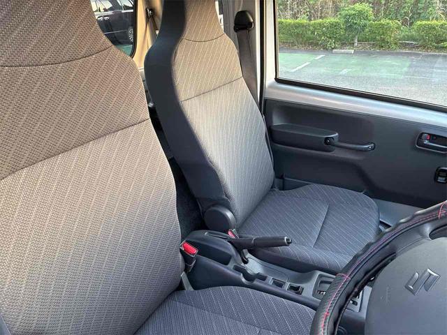 スーパーキャリイ Ｘ　軽トラック　ＡＴ　衝突被害軽減システム　レーンアシスト　ナビ　バックカメラ　アイドリングストップ　オートライト　ＥＳＣ　エアコン　パワーステアリング　パワーウィンドウ　運転席エアバッグ（25枚目）
