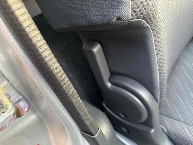 スーパーキャリイ Ｘ　軽トラック　ＡＴ　衝突被害軽減システム　レーンアシスト　ナビ　バックカメラ　アイドリングストップ　オートライト　ＥＳＣ　エアコン　パワーステアリング　パワーウィンドウ　運転席エアバッグ（27枚目）