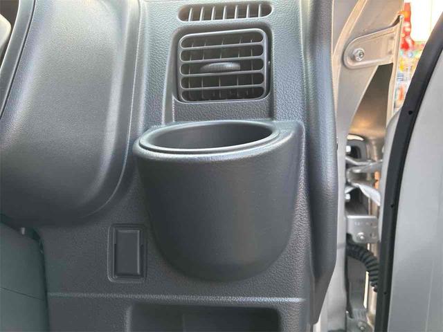 スーパーキャリイ Ｘ　軽トラック　ＡＴ　衝突被害軽減システム　レーンアシスト　ナビ　バックカメラ　アイドリングストップ　オートライト　ＥＳＣ　エアコン　パワーステアリング　パワーウィンドウ　運転席エアバッグ（33枚目）