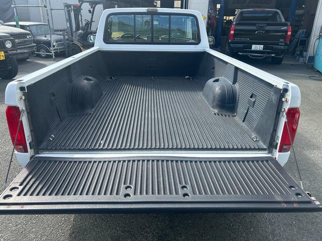 Ｆ－１５０ 　１９９３モデル　　シングルキャブ・ベンチシート・コラムシフト・ローダウン・ディスプレイオーディオ・フルセグＴＶ・バックカメラ（22枚目）