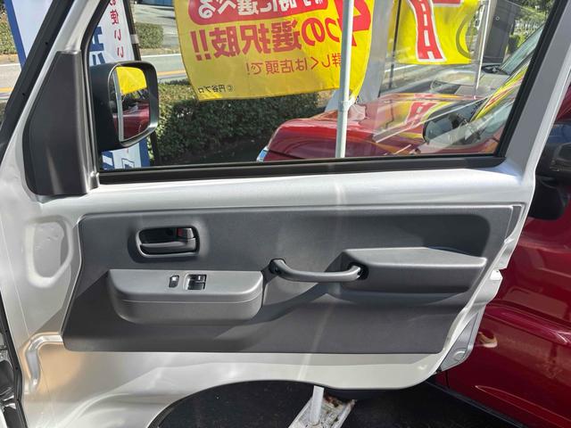 キャリイトラック KCエアコン・パワステ 4WD AT 衝突被害軽減システム クリアランスソナー レーンアシスト アイドリングストップ オートライト ESC エアコン パワーステアリング パワーウィンドウ(15枚目)