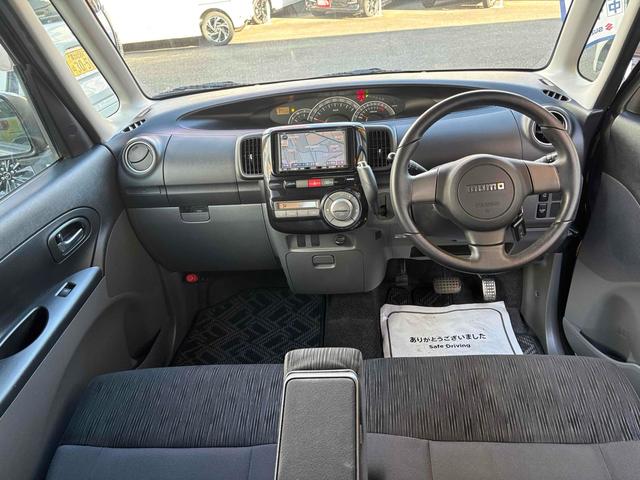 タント カスタムＲＳ　ドライブレコーダー　電動スライドドア　ナビ　ＨＩＤ　スマートキー　電動格納ミラー　ベンチシート　ターボ　ＣＶＴ　盗難防止システム　ＡＢＳ　アルミホイール　衝突安全ボディ　エアコン　パワーステアリング（2枚目）