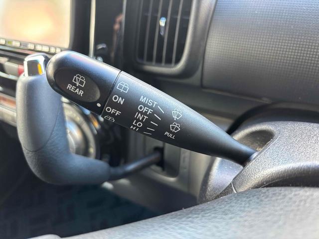 タント カスタムＲＳ　ドライブレコーダー　電動スライドドア　ナビ　ＨＩＤ　スマートキー　電動格納ミラー　ベンチシート　ターボ　ＣＶＴ　盗難防止システム　ＡＢＳ　アルミホイール　衝突安全ボディ　エアコン　パワーステアリング（29枚目）