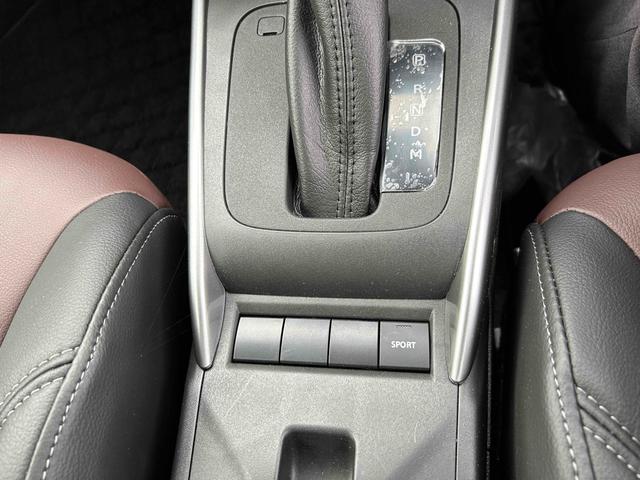 フロンクス ベースグレード　全周囲カメラ　クリアランスソナー　オートクルーズコントロール　レーンアシスト　衝突被害軽減システム　ナビ　ＴＶ　ＬＥＤヘッドランプ　アルミホイール　スマートキー　アイドリングストップ　電動格納ミラー（8枚目）