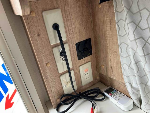 カムロード クレア　エボリューション５．３ｔｙｐｅＸ　キャンピングカー　ドライブレコーダー　ＥＴＣ　バックカメラ　ナビ　ＴＶ　電動格納ミラー　ＡＴ　エアコン　パワーウィンドウ（34枚目）