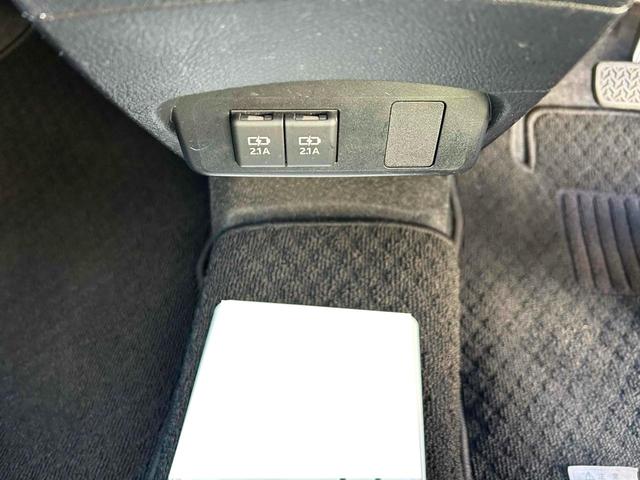 シエンタ G クエロ ドライブレコーダー ETC 全周囲カメラ TV クリアランスソナー 衝突被害軽減システム 両側電動スライドドア オートライト LEDヘッドランプ スマートキー アイドリングストップ 電動格納ミラー(44枚目)