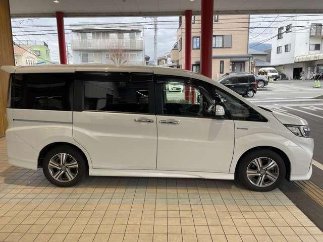 スパーダハイブリッド G・EX ホンダセンシング ナビ バックカメラ ETC 両側スライド ミュージックプレイヤー接続可 サイドエアバック VSA 両側自動ドア 後席画面 オートクルーズコントロール ウォークスルー アルミホイール シートヒーター(4枚目)