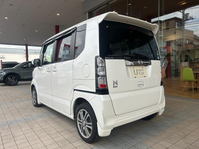 Ｎ－ＢＯＸ ＧＳＳパッケージ　両側電動スライドドア、ホンダ純正ナビ付き　Ｗ電動ドア　ダブルエアバック　サイドカーテンエアバック　スマートキー＆プッシュスタート　フルオートエアコン　キーレスエントリ　パワーウインドウ　横滑防止（9枚目）