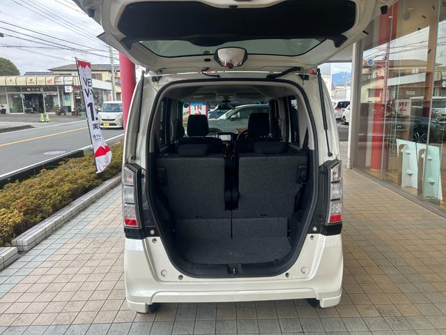 Ｎ－ＢＯＸ ＧＳＳパッケージ　両側電動スライドドア、ホンダ純正ナビ付き　Ｗ電動ドア　ダブルエアバック　サイドカーテンエアバック　スマートキー＆プッシュスタート　フルオートエアコン　キーレスエントリ　パワーウインドウ　横滑防止（16枚目）