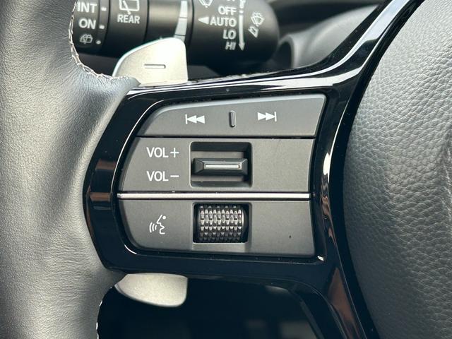 ZR-V e:HEVZ 当社デモカー、ナビ、マルチビューカメラ、禁煙車、ドラレコ3カメラ、etc、保証1年付き AW Pセンサー レザー Bカメラ サイドエアバック パワ-シ-ト ナビTV LEDヘッドライト USB接続(22枚目)