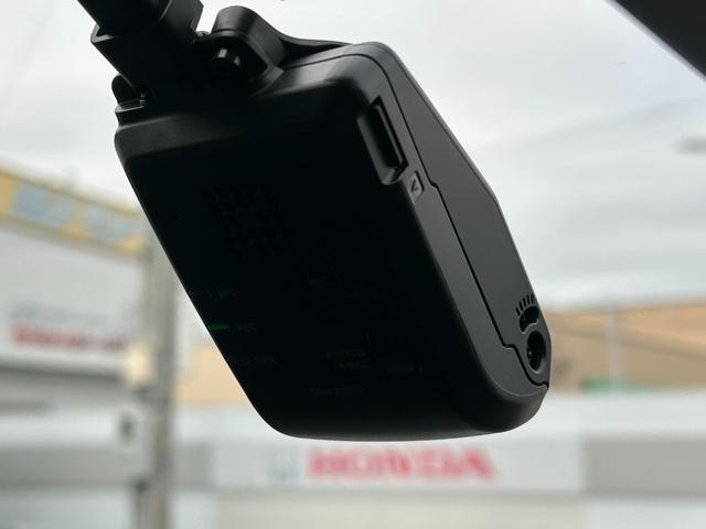 ZR-V e:HEVZ 当社デモカー、ナビ、マルチビューカメラ、禁煙車、ドラレコ3カメラ、etc、保証1年付き AW Pセンサー レザー Bカメラ サイドエアバック パワ-シ-ト ナビTV LEDヘッドライト USB接続(56枚目)