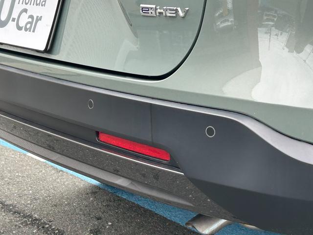 ヴェゼル ｅ：ＨＥＶＸ・ＨｕＮＴパッケージ　当社デモカー、禁煙車、９インチナビ、ドラレコ前後、ＥＴＣ、メーカー保証付き　盗難防止システム　アルミホイール　地デジフルセグ　サイドエアバッグ　Ｂカメラ　クリアランスソナー　横滑り防止機能　禁煙（14枚目）