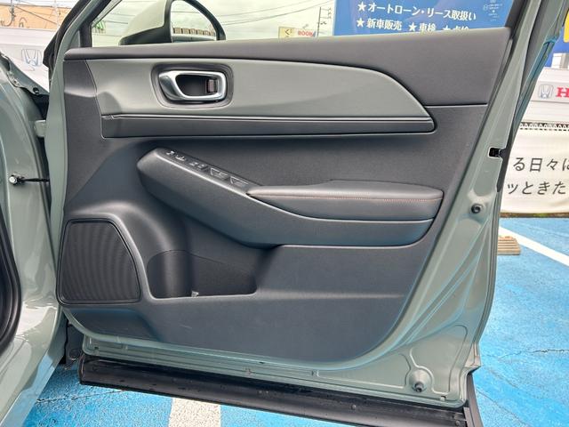 ヴェゼル ｅ：ＨＥＶＸ・ＨｕＮＴパッケージ　当社デモカー、禁煙車、９インチナビ、ドラレコ前後、ＥＴＣ、メーカー保証付き　盗難防止システム　アルミホイール　地デジフルセグ　サイドエアバッグ　Ｂカメラ　クリアランスソナー　横滑り防止機能　禁煙（46枚目）