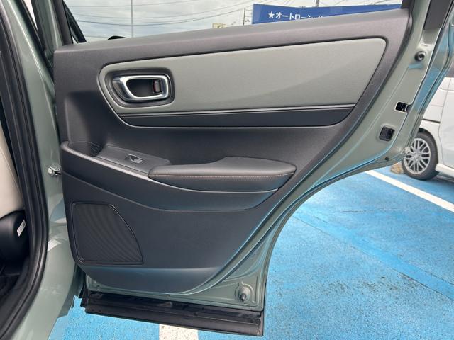 ヴェゼル ｅ：ＨＥＶＸ・ＨｕＮＴパッケージ　当社デモカー、禁煙車、９インチナビ、ドラレコ前後、ＥＴＣ、メーカー保証付き　盗難防止システム　アルミホイール　地デジフルセグ　サイドエアバッグ　Ｂカメラ　クリアランスソナー　横滑り防止機能　禁煙（48枚目）