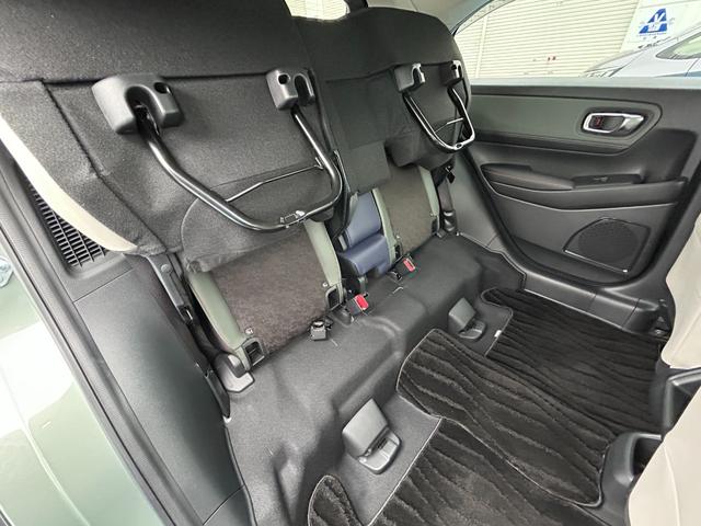 ヴェゼル ｅ：ＨＥＶＸ・ＨｕＮＴパッケージ　当社デモカー、禁煙車、９インチナビ、ドラレコ前後、ＥＴＣ、メーカー保証付き　盗難防止システム　アルミホイール　地デジフルセグ　サイドエアバッグ　Ｂカメラ　クリアランスソナー　横滑り防止機能　禁煙（51枚目）