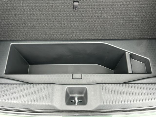 ヴェゼル ｅ：ＨＥＶＸ・ＨｕＮＴパッケージ　当社デモカー、禁煙車、９インチナビ、ドラレコ前後、ＥＴＣ、メーカー保証付き　盗難防止システム　アルミホイール　地デジフルセグ　サイドエアバッグ　Ｂカメラ　クリアランスソナー　横滑り防止機能　禁煙（58枚目）