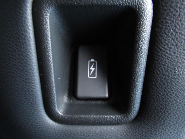 ステップワゴン ｅ：ＨＥＶスパーダ　ワンオーナー、１１．４インチナビ、１５．インチ後席モニター、ドラレコ３カメラ、ＥＴＣ、リヤガラス５面スモーク、バックカメラ、保証１年付き　アルミ　１オーナー　フルオートエアコン　メモリナビ　ＥＳＣ（27枚目）