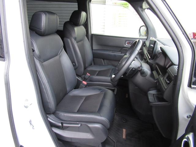 ステップワゴン ｅ：ＨＥＶスパーダ　ワンオーナー、１１．４インチナビ、１５．インチ後席モニター、ドラレコ３カメラ、ＥＴＣ、リヤガラス５面スモーク、バックカメラ、保証１年付き　アルミ　１オーナー　フルオートエアコン　メモリナビ　ＥＳＣ（44枚目）