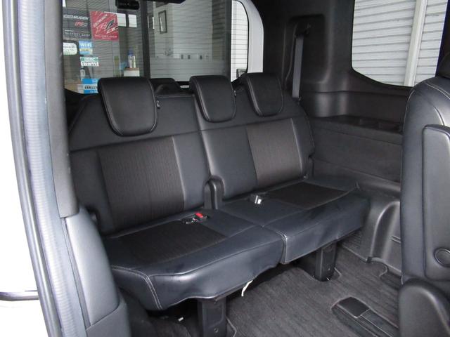 ステップワゴン ｅ：ＨＥＶスパーダ　ワンオーナー、１１．４インチナビ、１５．インチ後席モニター、ドラレコ３カメラ、ＥＴＣ、リヤガラス５面スモーク、バックカメラ、保証１年付き　アルミ　１オーナー　フルオートエアコン　メモリナビ　ＥＳＣ（46枚目）