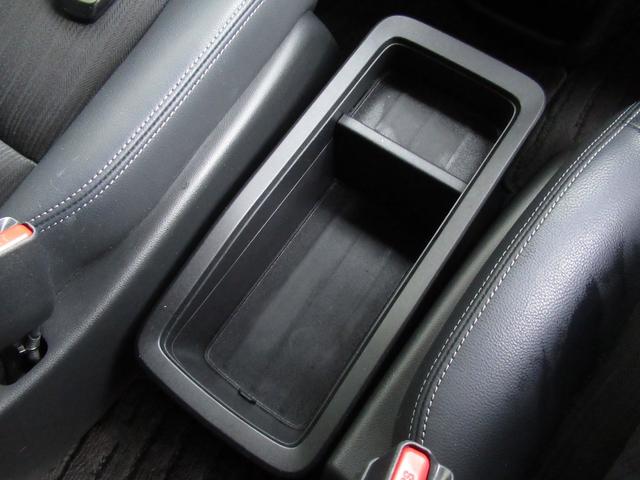 ステップワゴン ｅ：ＨＥＶスパーダ　ワンオーナー、１１．４インチナビ、１５．インチ後席モニター、ドラレコ３カメラ、ＥＴＣ、リヤガラス５面スモーク、バックカメラ、保証１年付き　アルミ　１オーナー　フルオートエアコン　メモリナビ　ＥＳＣ（48枚目）