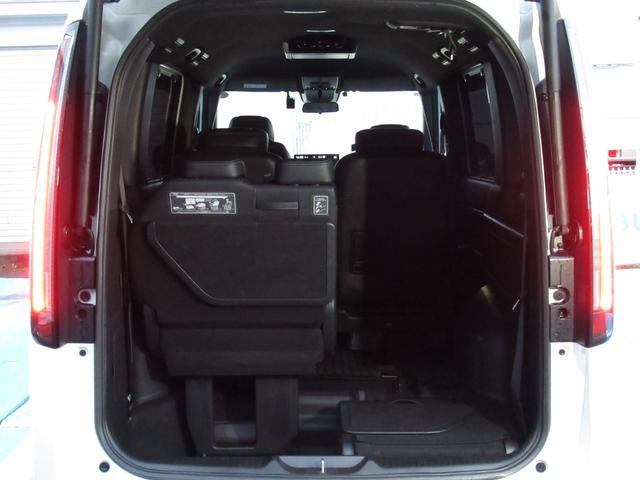 ステップワゴン ｅ：ＨＥＶスパーダ　ワンオーナー、１１．４インチナビ、１５．インチ後席モニター、ドラレコ３カメラ、ＥＴＣ、リヤガラス５面スモーク、バックカメラ、保証１年付き　アルミ　１オーナー　フルオートエアコン　メモリナビ　ＥＳＣ（50枚目）