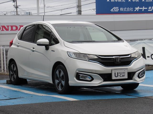 フィットハイブリッド Ｌホンダセンシング　ワンオーナー、ナビ、バックカメラ、保証１年付き　軽減ブレーキ　Ｒカメ　ＬＥＤ　横滑り防止　メモリーナビ　フルセグテレビ　ナビＴＶ　パワーステアリング　盗難防止装置　オートクルーズ　ＡＢＳ　スマートキー（8枚目）