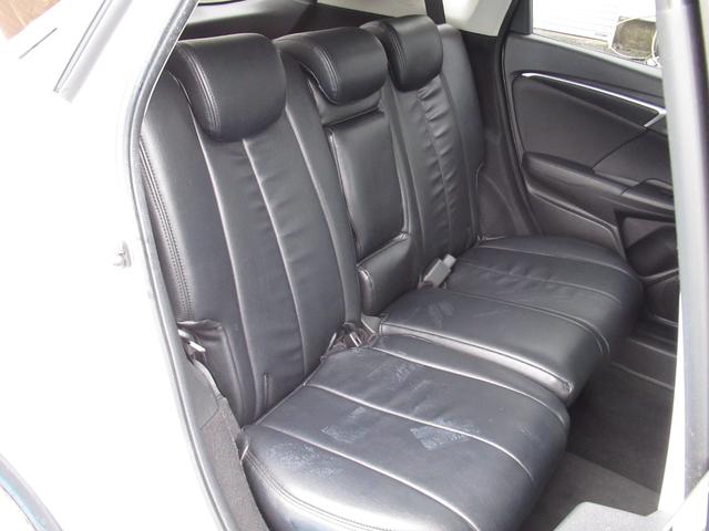 フィットハイブリッド Ｌホンダセンシング　ワンオーナー、ナビ、バックカメラ、保証１年付き　軽減ブレーキ　Ｒカメ　ＬＥＤ　横滑り防止　メモリーナビ　フルセグテレビ　ナビＴＶ　パワーステアリング　盗難防止装置　オートクルーズ　ＡＢＳ　スマートキー（41枚目）