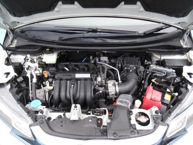 フィットハイブリッド Ｌホンダセンシング　ワンオーナー、ナビ、バックカメラ、保証１年付き　軽減ブレーキ　Ｒカメ　ＬＥＤ　横滑り防止　メモリーナビ　フルセグテレビ　ナビＴＶ　パワーステアリング　盗難防止装置　オートクルーズ　ＡＢＳ　スマートキー（46枚目）