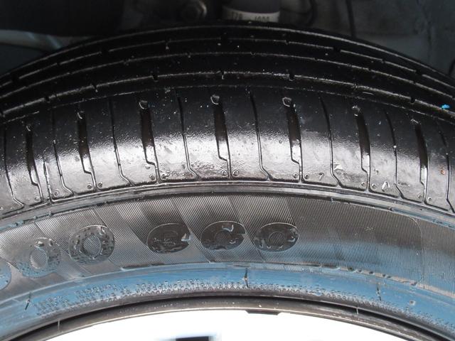 フィット ｅ：ＨＥＶホーム　ワンオーナー、ナビ、ドラレコ前後、バックカメラ、保証１年付き　前後誤発進抑制機能　クリソナ　助手席エアバッグ　運転席エアバッグ　１オナ　アイドリングストップ　ＬＥＤライト　ＵＳＢ接続　バックカメラ（15枚目）