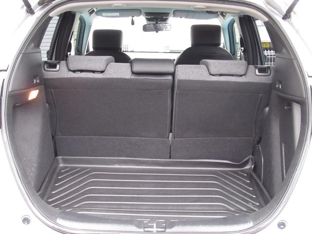 フィット ｅ：ＨＥＶホーム　ワンオーナー、ナビ、ドラレコ前後、バックカメラ、保証１年付き　前後誤発進抑制機能　クリソナ　助手席エアバッグ　運転席エアバッグ　１オナ　アイドリングストップ　ＬＥＤライト　ＵＳＢ接続　バックカメラ（47枚目）