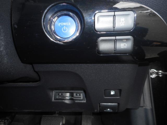 プリウス Sツーリングセレクション エアロ 9型TVナビ バックカメラ 黒革シート(14枚目)