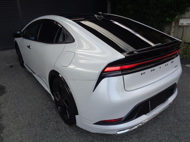 プリウス Ｚ　禁煙車　モデリスタエアロ（Ｆ／Ｓ／Ｒ）　モデリスタ１９インチアルミ　純正１２．３ナビ／ＴＶ／Ｂｌｕｅｔｏｏｔｈ　全方位モニター　パノラマルーフ　電動リヤゲート　デジタルインナミラ　スペアキー２本（2枚目）